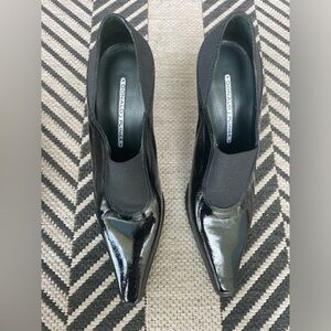 Donald J Pliner Black patent heels- never worn